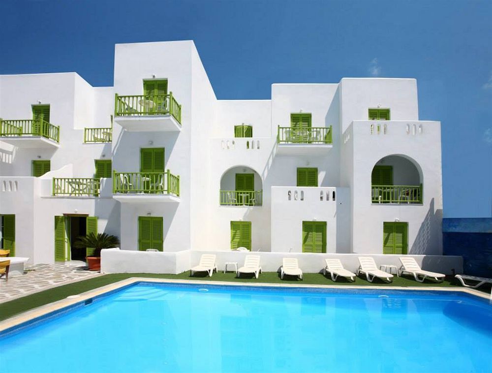 Siren Rooms And Apartments Paros Esterno foto