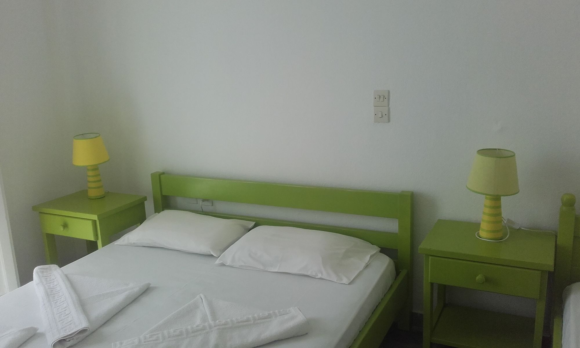 Siren Rooms And Apartments Paros Esterno foto