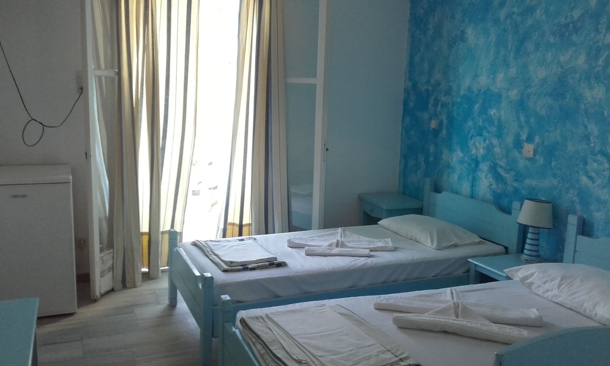 Siren Rooms And Apartments Paros Esterno foto